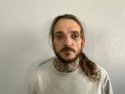 Chad R Earl a registered Sex or Violent Offender of Indiana