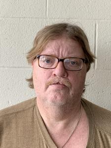 Daniel J Hollen a registered Sex or Violent Offender of Indiana