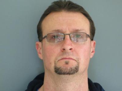 Jonathan Losses Slone a registered Sex or Violent Offender of Indiana