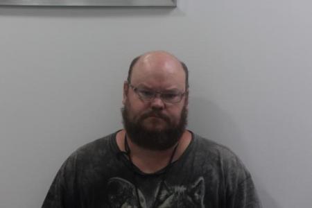 Shawn E Lunsford a registered Sex or Violent Offender of Indiana