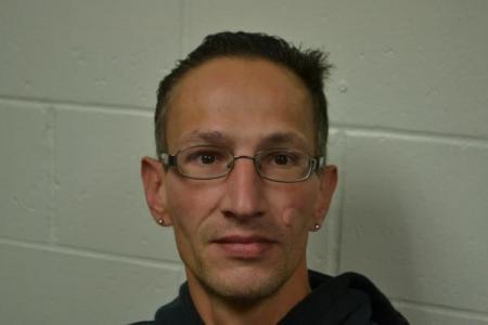 Emmett Cletus Booher Jr a registered Sex or Violent Offender of Indiana