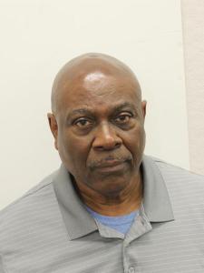 Robert Richard Davis a registered Sex or Violent Offender of Indiana