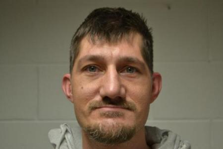 Gary Gabriel Combs a registered Sex or Violent Offender of Indiana