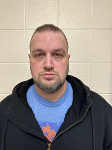 Bret Matthew Cravens a registered Sex or Violent Offender of Indiana