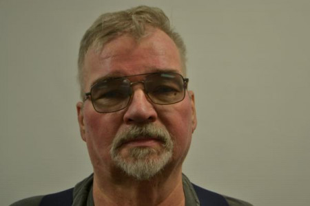 Leon G Warner a registered Sex or Violent Offender of Indiana