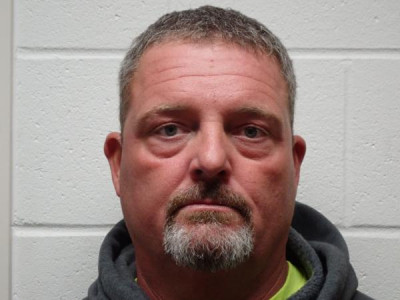 Jonathan Abraham Robertson a registered Sex or Violent Offender of Indiana