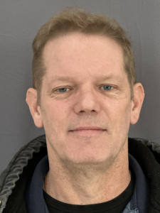 Eric E Degelder a registered Sex or Violent Offender of Indiana