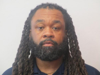 Bryant Dg Clark a registered Sex or Violent Offender of Indiana