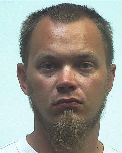 Dustin Scott Bryan a registered Sex or Violent Offender of Indiana