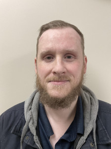 Justin W Burress a registered Sex or Violent Offender of Indiana