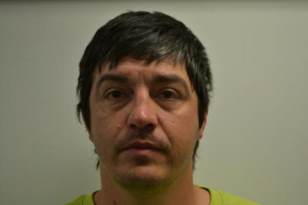 Andrew W Warner a registered Sex or Violent Offender of Indiana