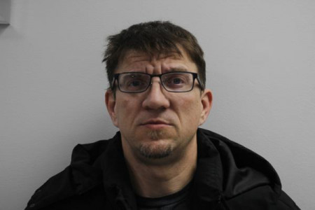 Benjamin Mark Chase a registered Sex or Violent Offender of Indiana