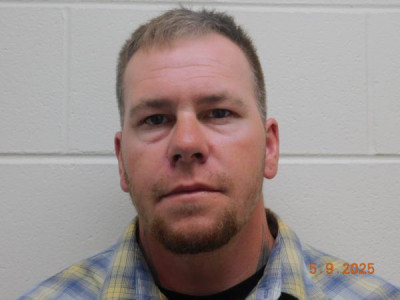 Jason Eric Helms a registered Sex or Violent Offender of Indiana