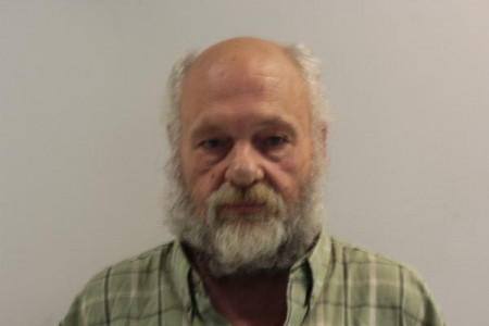 Donald Francis Lee Putnam a registered Sex or Violent Offender of Indiana