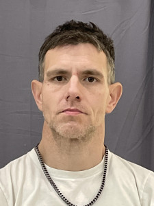 Sean Patrick Holtsclaw a registered Sex or Violent Offender of Indiana
