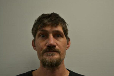 Gary Gabriel Combs a registered Sex or Violent Offender of Indiana