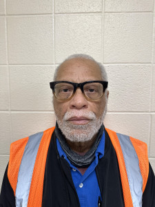 Steve Lamont Dobbins a registered Sex or Violent Offender of Indiana