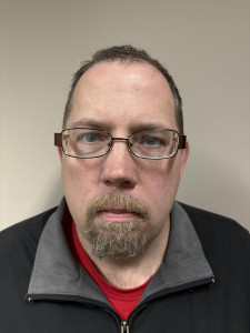 Michael D Walker a registered Sex or Violent Offender of Indiana