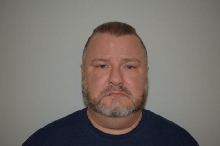 Chad Eric Arnold a registered Sex or Violent Offender of Indiana