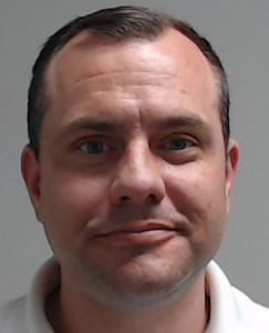 Jay Robert Layton a registered Sex or Violent Offender of Indiana