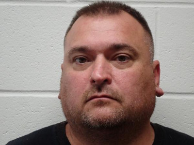 Larry Shawn Layne a registered Sex or Violent Offender of Indiana