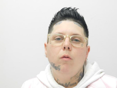 Jacquelyn Nicole Gould a registered Sex or Violent Offender of Indiana
