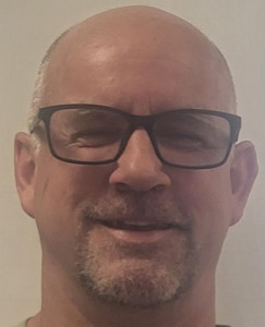 Robert Leo Mcfadden III a registered  of Indiana