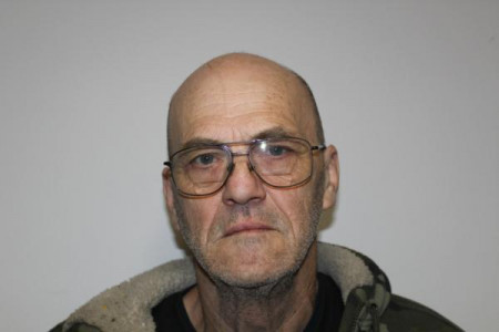 Mark E Moore a registered Sex or Violent Offender of Indiana