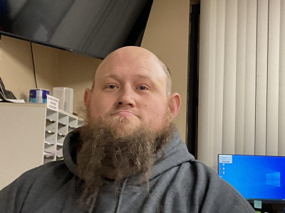 Jonathon David Moore a registered Sex or Violent Offender of Indiana