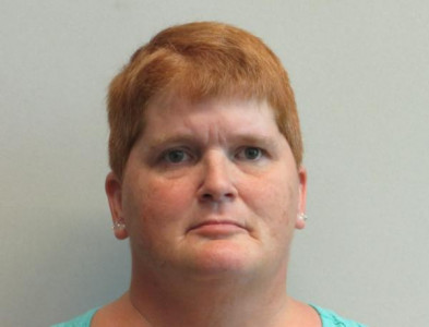 Christie Lynn Bates a registered Sex or Violent Offender of Indiana