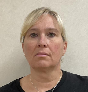 Jennifer Marie Roth a registered Sex or Violent Offender of Indiana