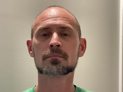 Isaac Wayne Kinney a registered Sex or Violent Offender of Indiana