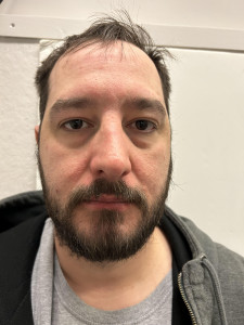 James Daniel Williams a registered Sex or Violent Offender of Indiana