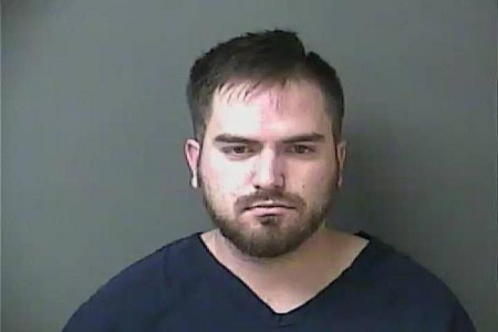 Thai Crume a registered Sex or Violent Offender of Indiana