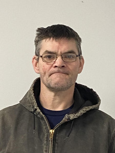 Dustin Lee Brewer a registered Sex or Violent Offender of Indiana