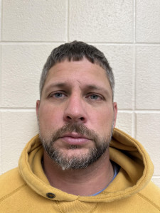 Ryan Gilbert Mccutcheon a registered Sex or Violent Offender of Indiana