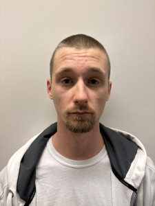 Garrett Glen Weddle a registered Sex or Violent Offender of Indiana