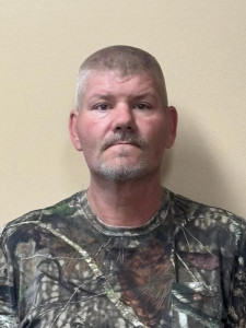 Richard Wayne Howe a registered Sex or Violent Offender of Indiana