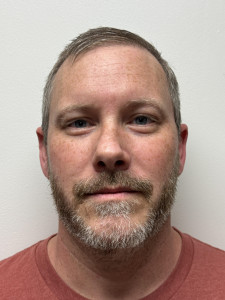 Clifton Lee Furnish a registered Sex or Violent Offender of Indiana