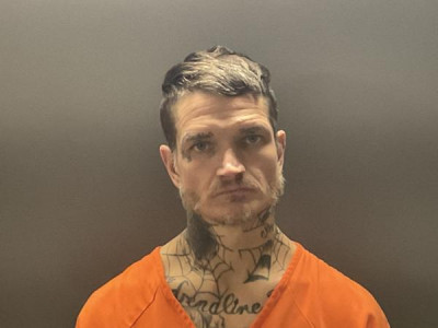 Travis Lee Stephens a registered Sex or Violent Offender of Indiana