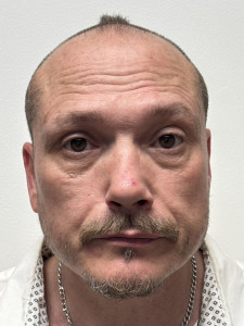 Delno Dalton Jr a registered Sex or Violent Offender of Indiana