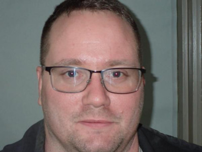 Kirk Seth Mitchell a registered Sex or Violent Offender of Indiana