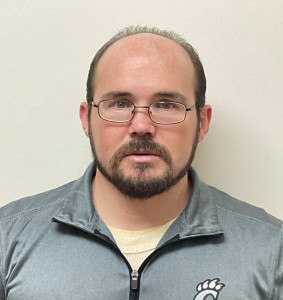 Robert Daniel Hall a registered Sex or Violent Offender of Indiana