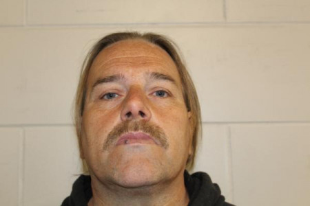 William R Knight a registered Sex or Violent Offender of Indiana