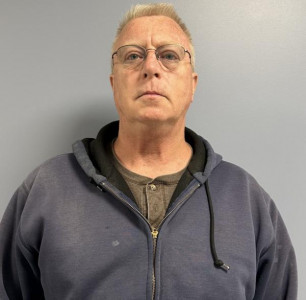 Leonard Day Beebe Jr a registered Sex or Violent Offender of Indiana