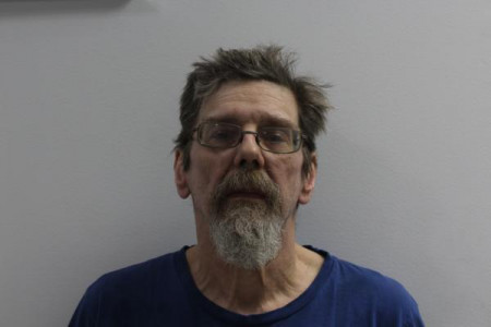 Michael Bradley Cole a registered Sex or Violent Offender of Indiana
