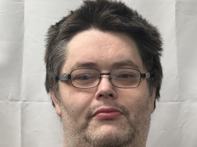 Kristopher E Harlow a registered Sex or Violent Offender of Indiana