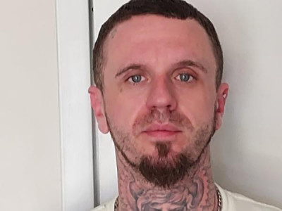 Derek Dunbar a registered Sex or Violent Offender of Indiana