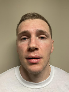 Devin L Reynolds a registered Sex or Violent Offender of Indiana