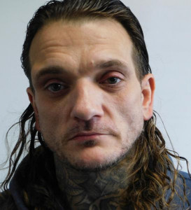 Chad R Earl a registered Sex or Violent Offender of Indiana